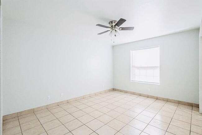Building Photo - 1752 Tiara Trail