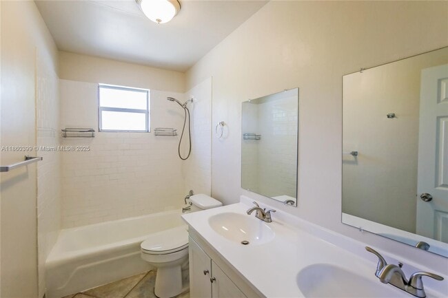 Building Photo - 6648 Osborne Dr
