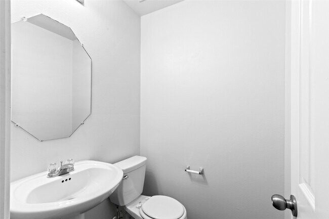 Building Photo - 2430 High Island Way