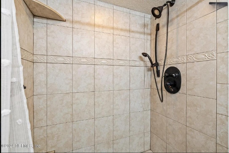 Building Photo - 8467 Santana Ct