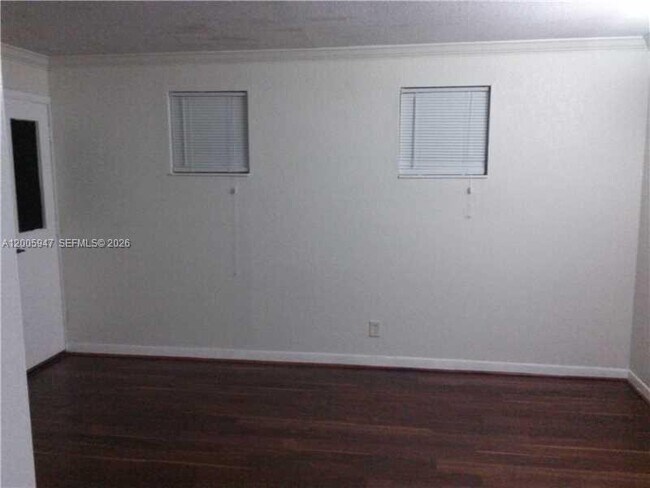 Building Photo - 4850 SW 63rd Terrace