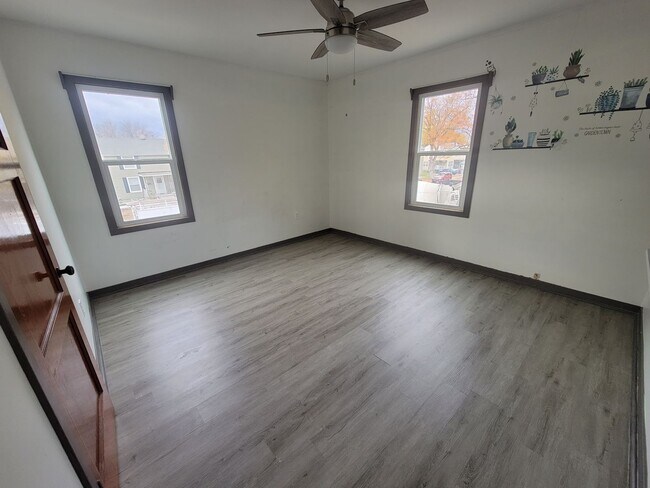 Building Photo - 3-Bedroom Duplex in Richland Near Shopping...