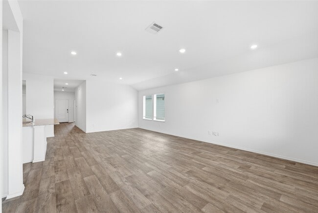 Building Photo - 31323 Heddington Ln