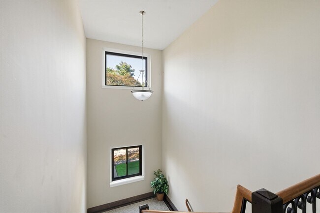 Building Photo - 30 Conant St