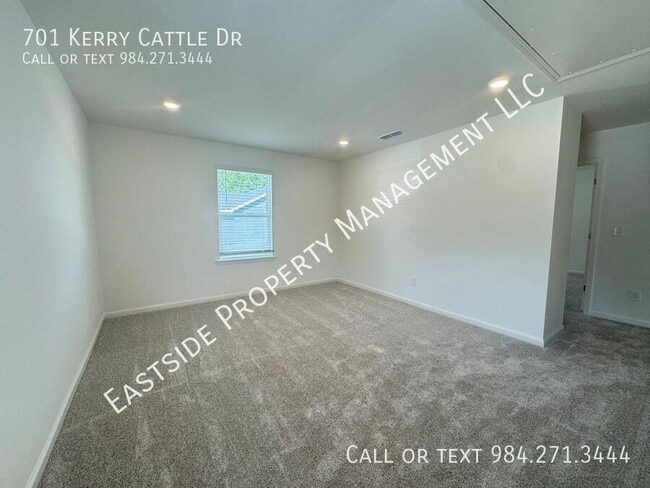 Building Photo - 701 Kerry Cattle Dr