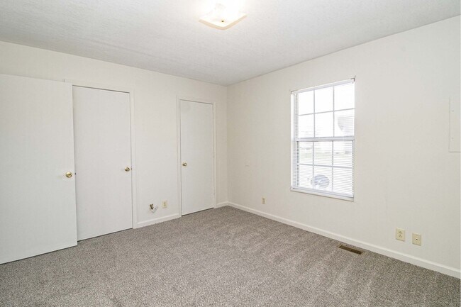 Building Photo - 371-2 Peabody Drive