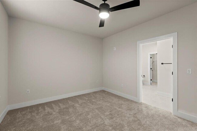 Building Photo - 2648 Sandy Plains Rd