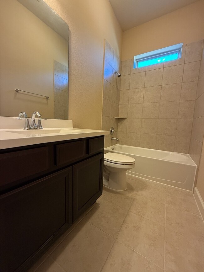 Building Photo - 19631 Bowie Plantation Ln