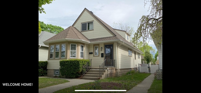 Building Photo - 985 W Morgan Ave