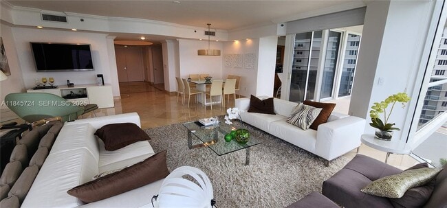 Building Photo - 19111 Collins Ave