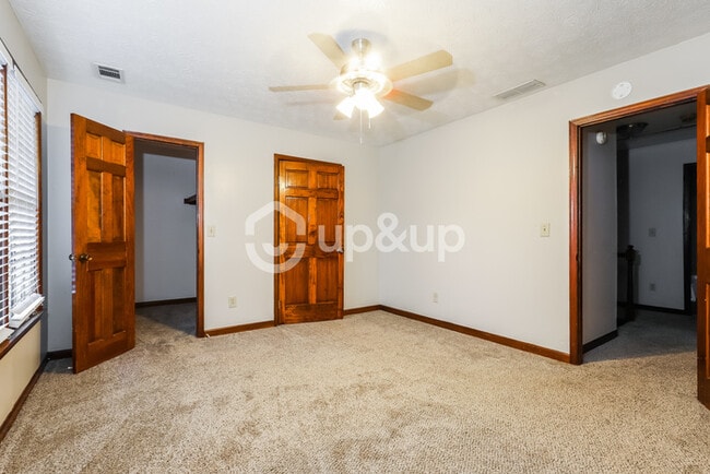 Building Photo - Fantastic 3bd/2.5ba home! Let yourself in!