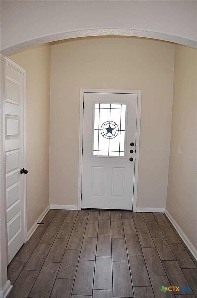 Building Photo - 6111 Cactus Flower Ln