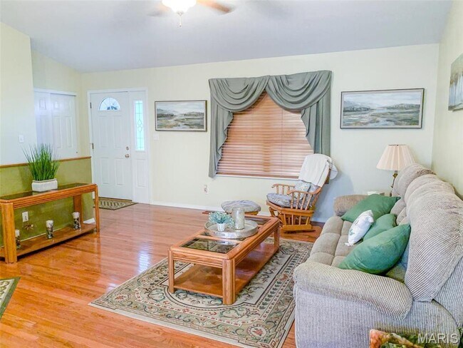Building Photo - 1031 Buran Dr