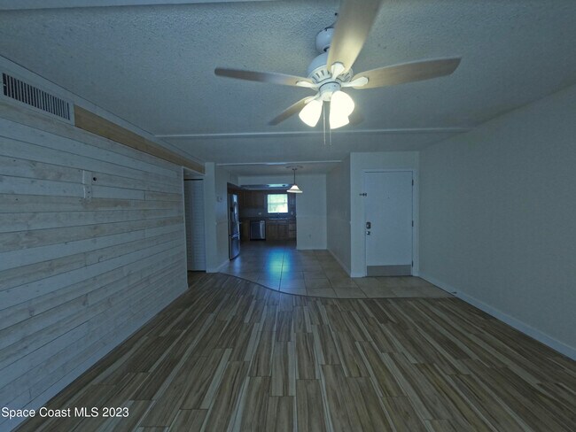 Building Photo - 3135 Shady Dell Ln