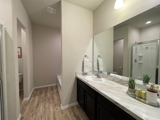Building Photo - 20919 Corisande St