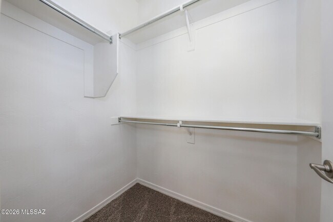 Building Photo - 10401 Yew Pl