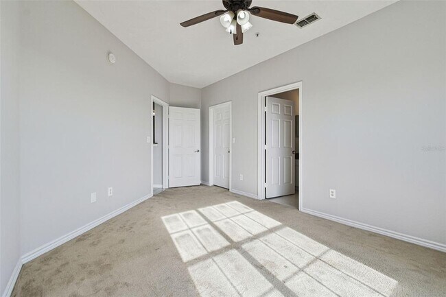 Building Photo - 4302 Bayside Village Dr