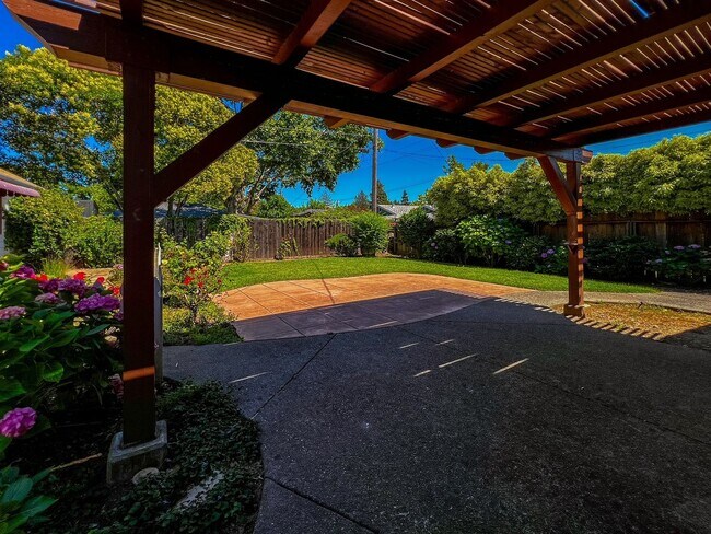 Building Photo - Charming 2 Bedroom, 2 Bathroom Home in Napa