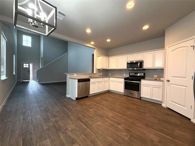 Building Photo - 14017 Macquarie Dr