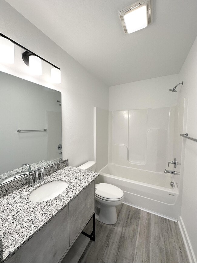 Building Photo - 1070 Boardwalk