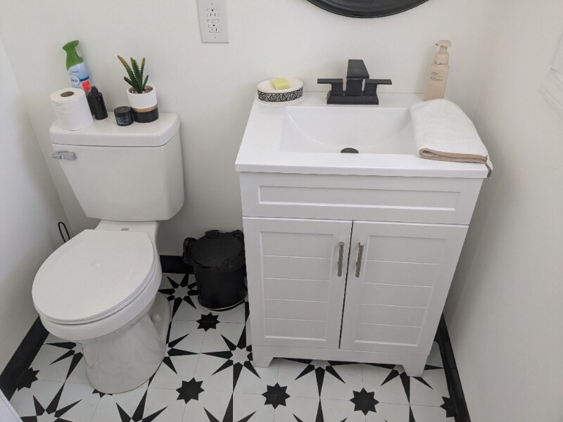 Building Photo - 1218 Greenwood Dr