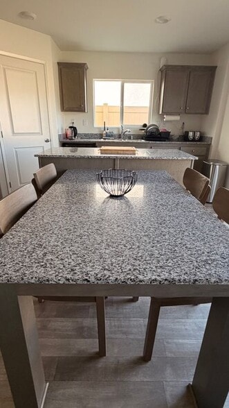 Building Photo - 30816 Viper Ct