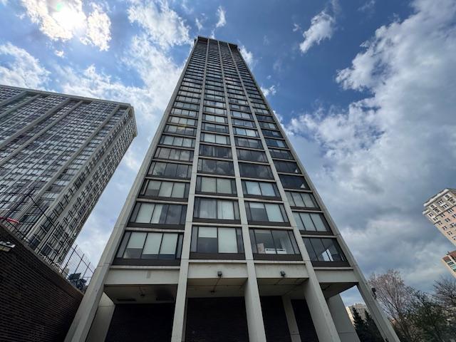 Building Photo - 1 bedroom in Chicago IL 60640