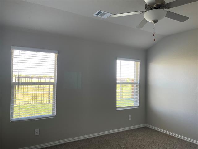 Building Photo - 608 Easthill Dr