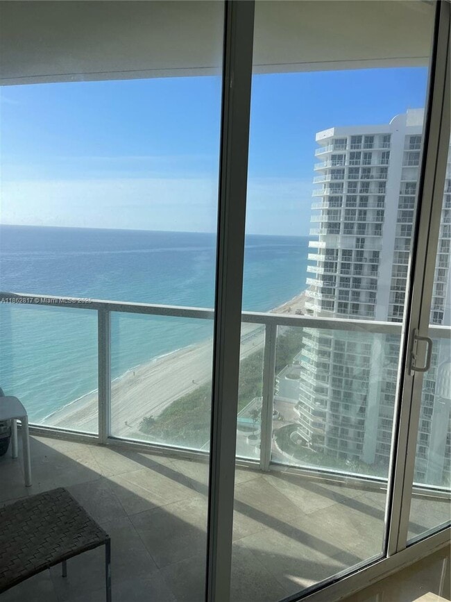 Building Photo - 16699 Collins Ave