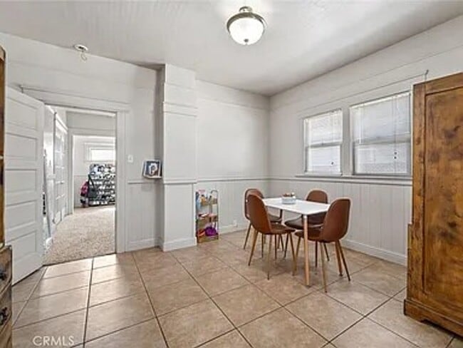 Building Photo - Charming 2 bedroom 1 bath bungalow in Mill...
