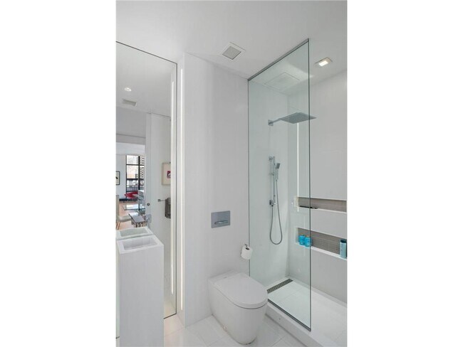 Building Photo - 201 S 11th St