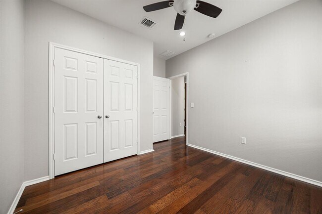Building Photo - 1517 Gautami Dr