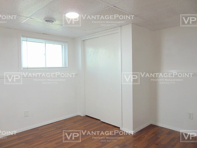 Building Photo - 433 S Kensington Dr