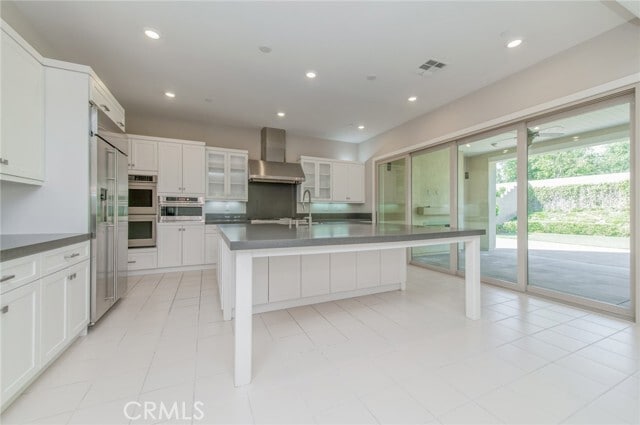 Building Photo - 125 Turnstone