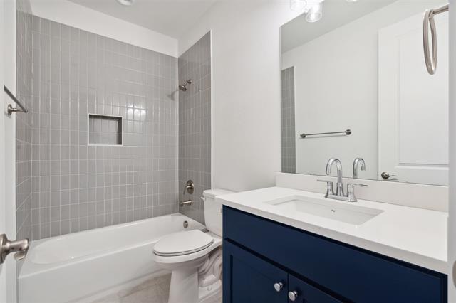 Building Photo - 237 Athenia Dr