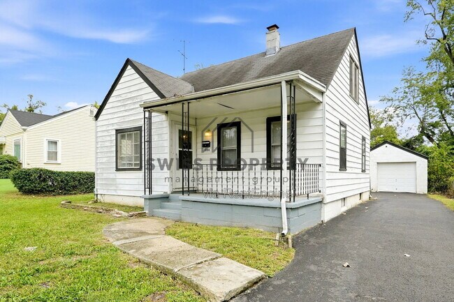 Building Photo - 1590 Vendome Dr S