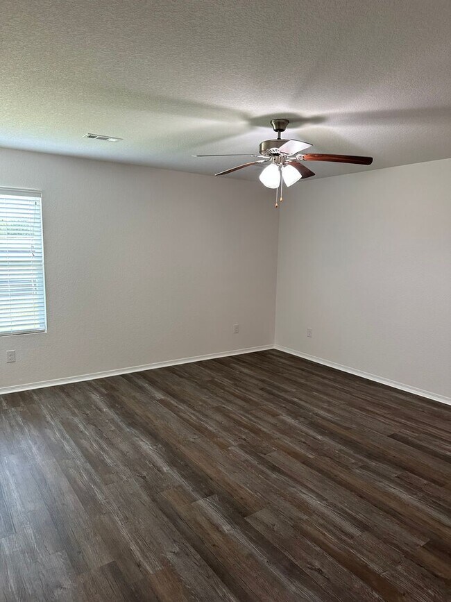 Building Photo - PRE-LEASING — Contemporary 3-Bedroom | 2-Bath Living in Cabot
