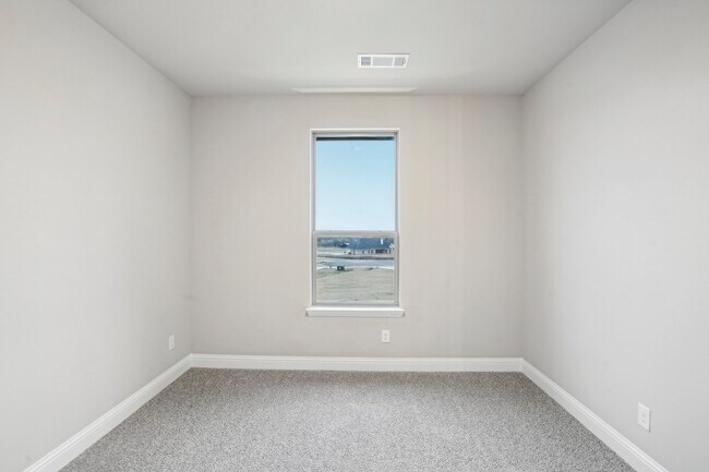 Building Photo - 1176 Paradise Pkwy