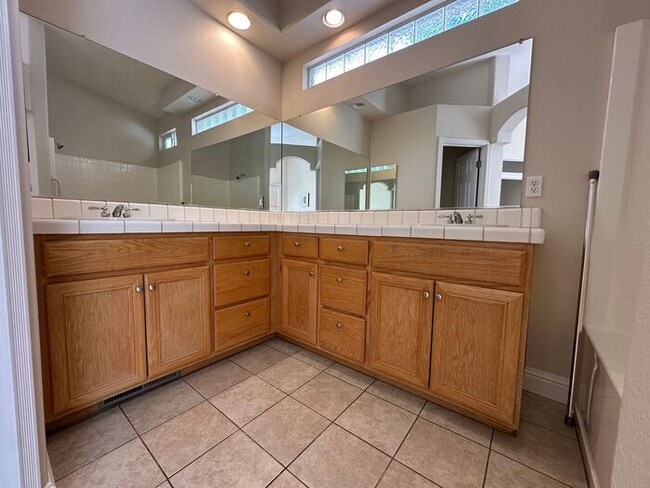 Building Photo - 7449 Ambush Cir