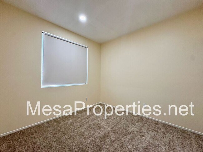 Building Photo - 14945 Cobalt Rd