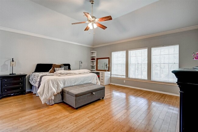 Building Photo - 14 Bradford Cir