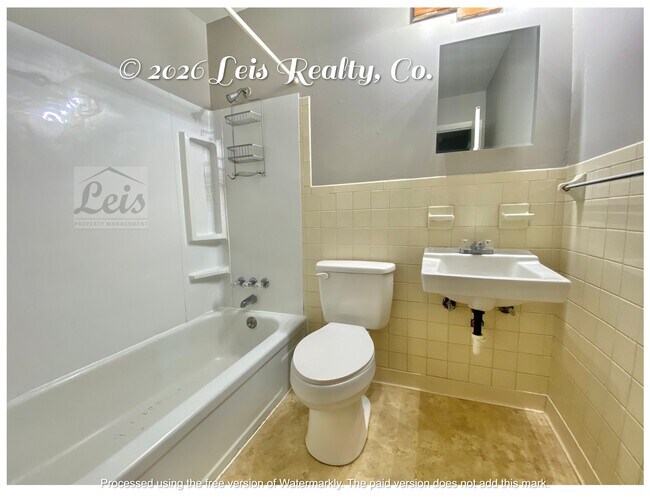 Building Photo - 400 N Owens Dr