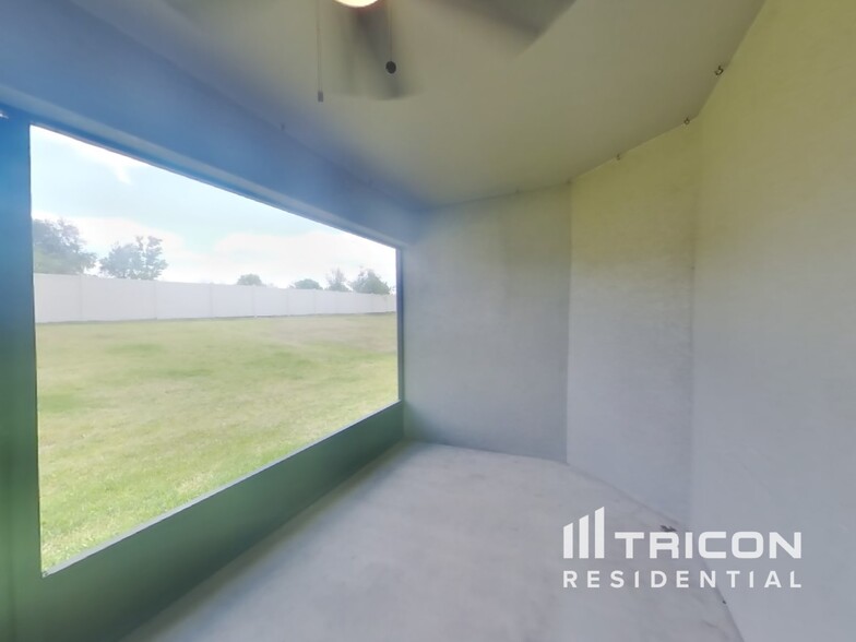 Building Photo - 6046 Eagle Pointe Dr
