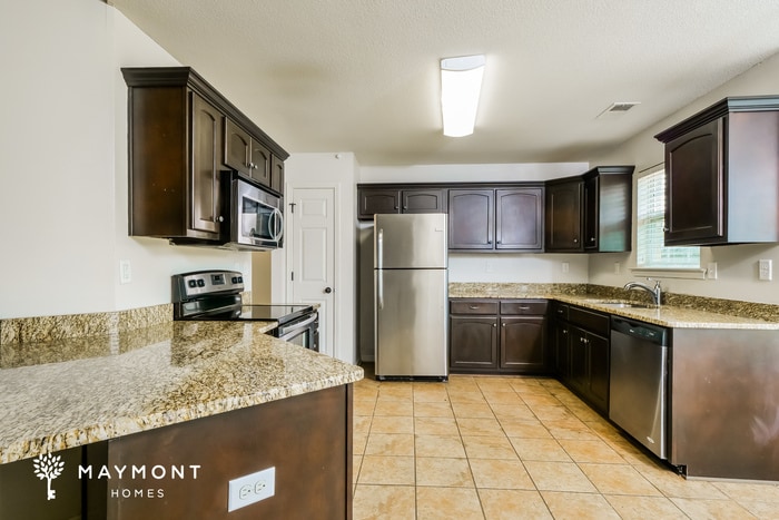 Building Photo - 8999 Gavin Dr