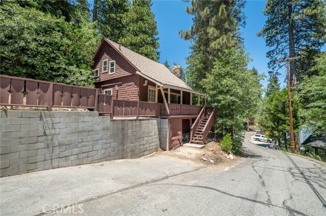 Building Photo - 2462 Spring Dr