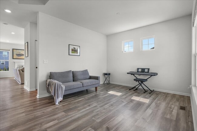 Building Photo - 15312 S Sawgrass Cir