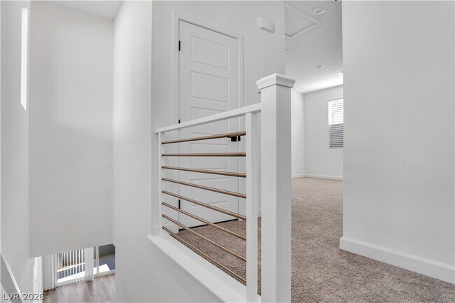 Building Photo - 1426 Whistling Kite St