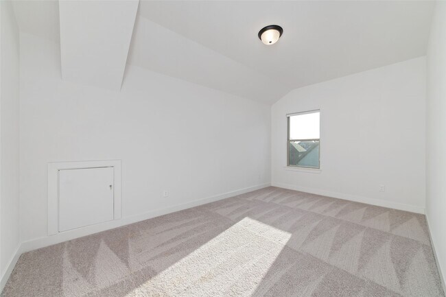 Building Photo - 4814 Highland Strm Ct