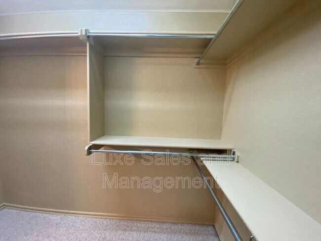 Building Photo - 509 Allison Ln