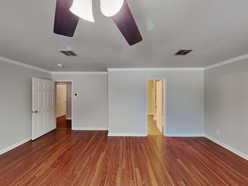 Building Photo - 3421 Highpoint Dr